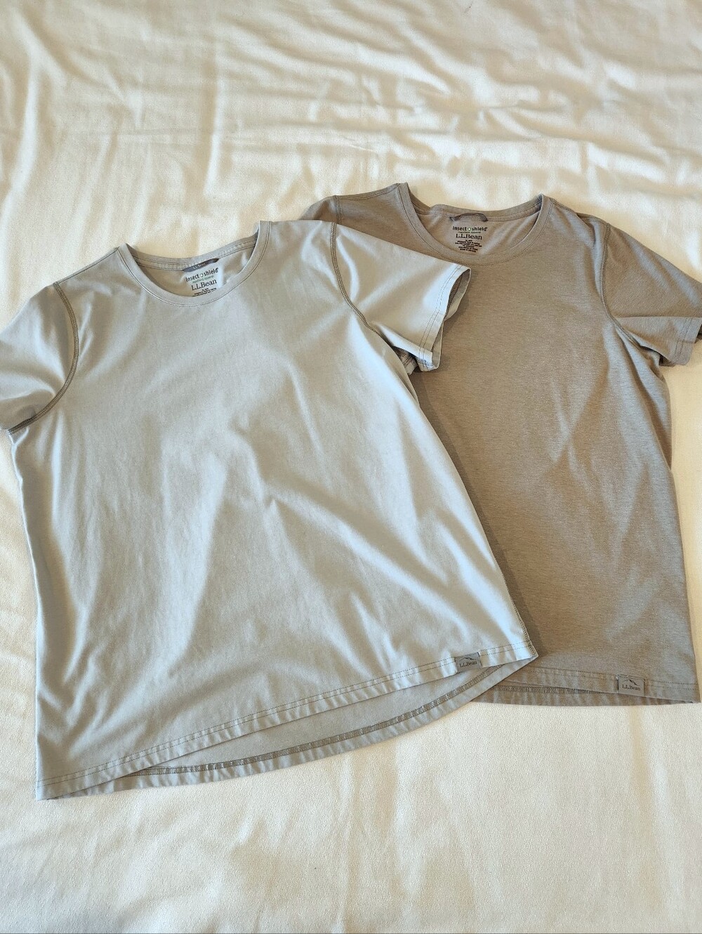 Set Of 2 LL Bean Insect Shield Field Tee Shirts Womens XL Short Sleeve Blue Tan